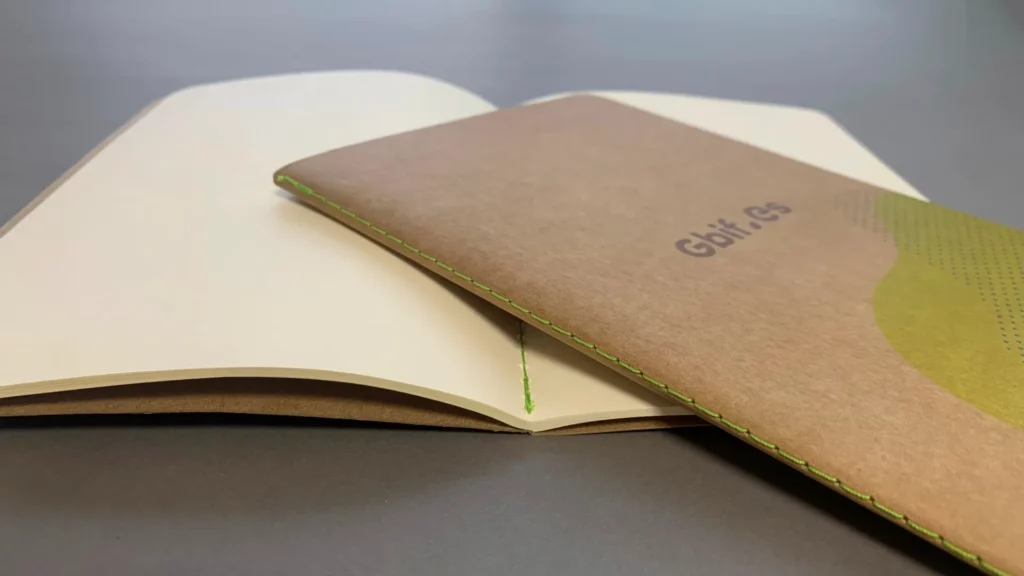 Cuaderno kraft con cosido Singer